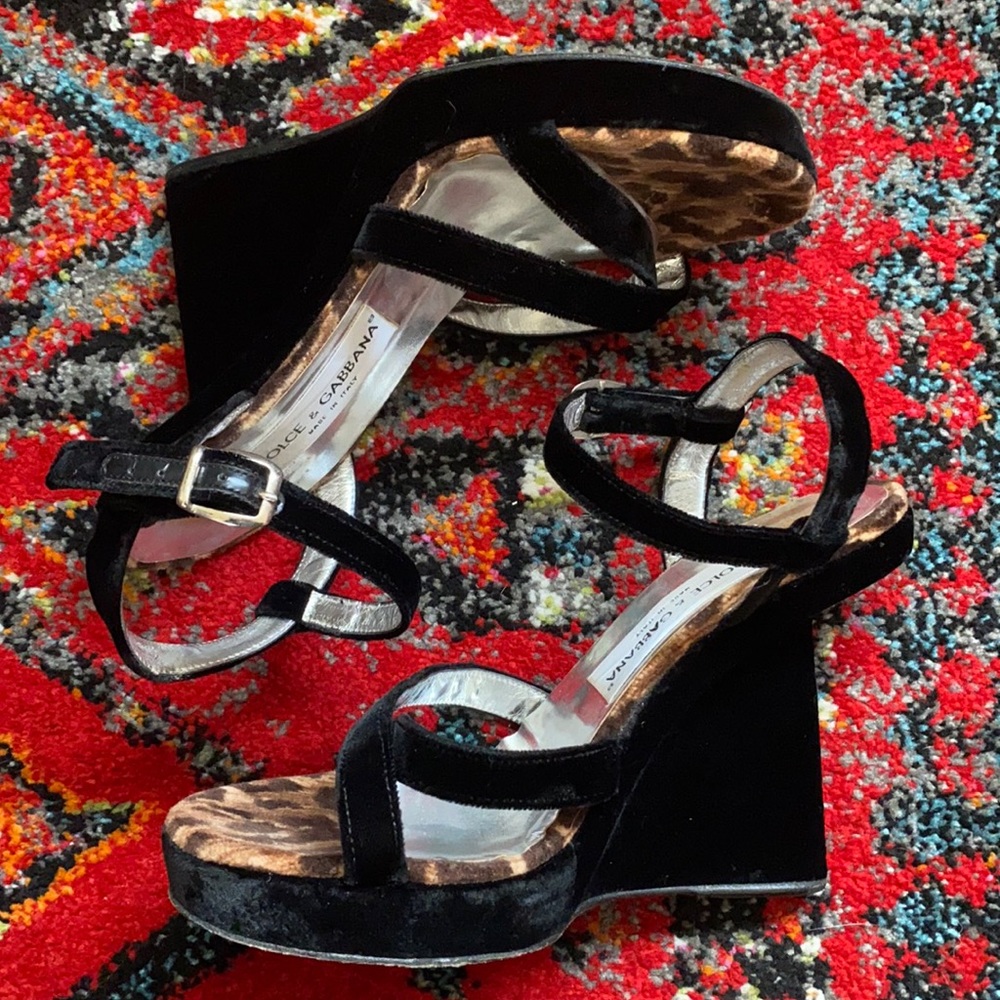 Dolce & Gabbana Strappy Velvet Wedges